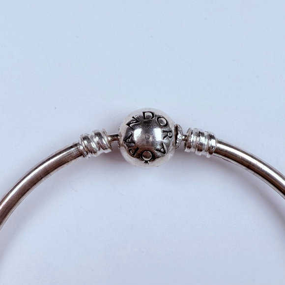 Pandora Moments Bangle Sterling Silver Bracelet with Chef Cooking Bake Hat Charm - Picture 5 of 8